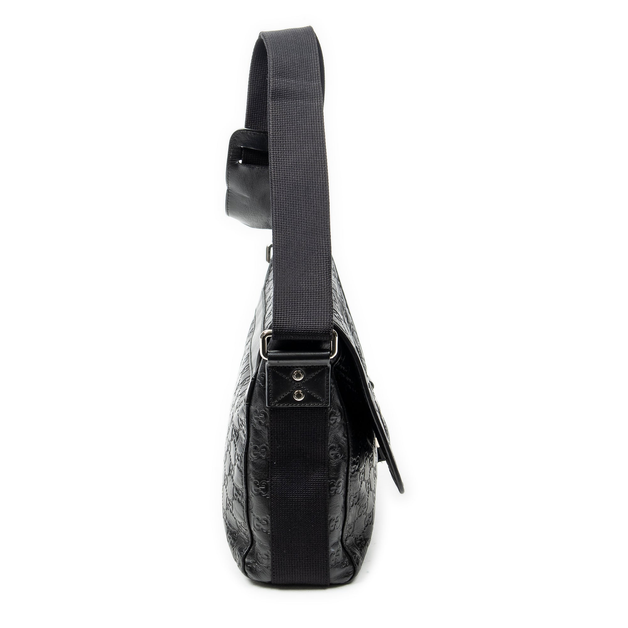 Shoulder Bag Web Medium Rubber Messenger Black Guccissima Leather