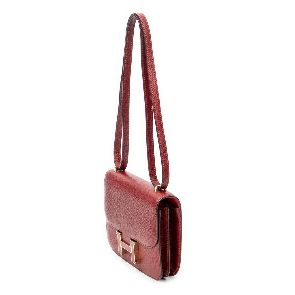 Shoulder Bag Constance 18 Rouge Grenat Epsom Leather