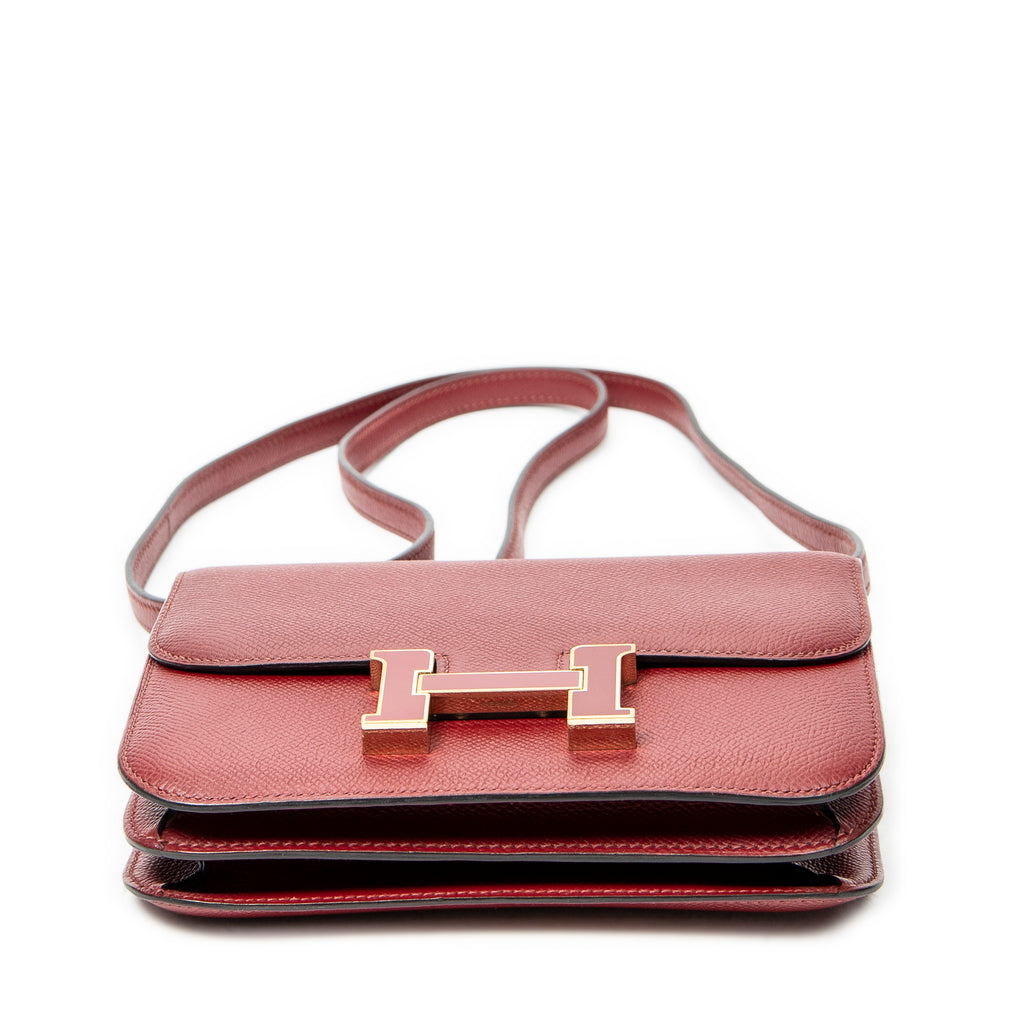 Shoulder Bag Constance 18 Rouge Grenat Epsom Leather