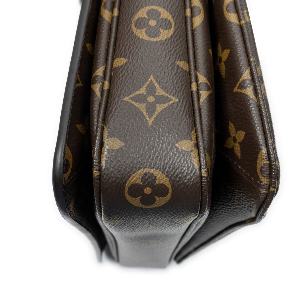 Shoulder Bag Pochette Metis Brown Monogram Canvas