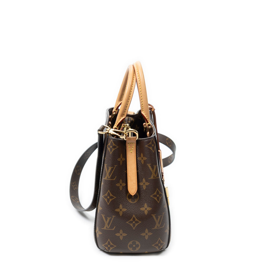 Shoulder Bag Montaigne PM Brown Monogram Canvas