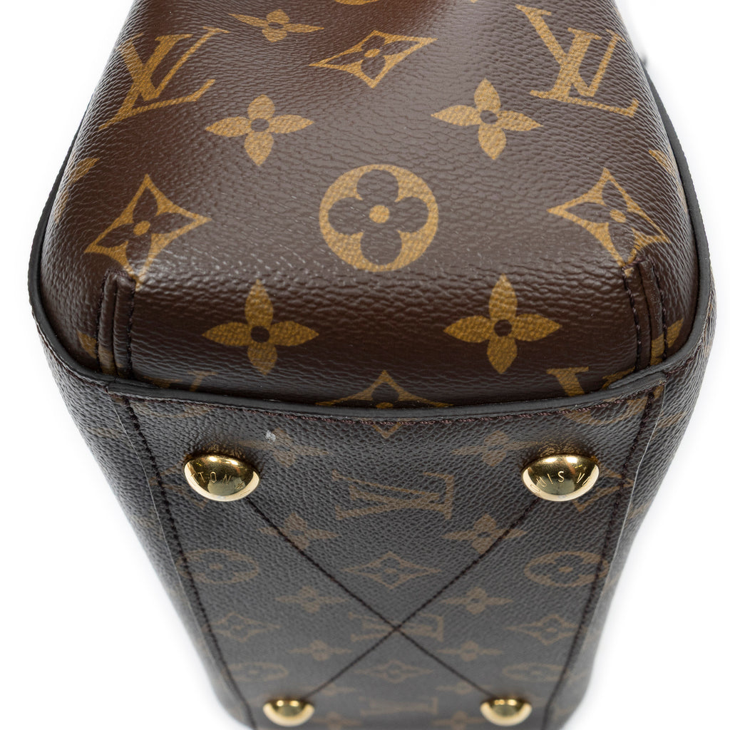 Shoulder Bag Montaigne PM Brown Monogram Canvas