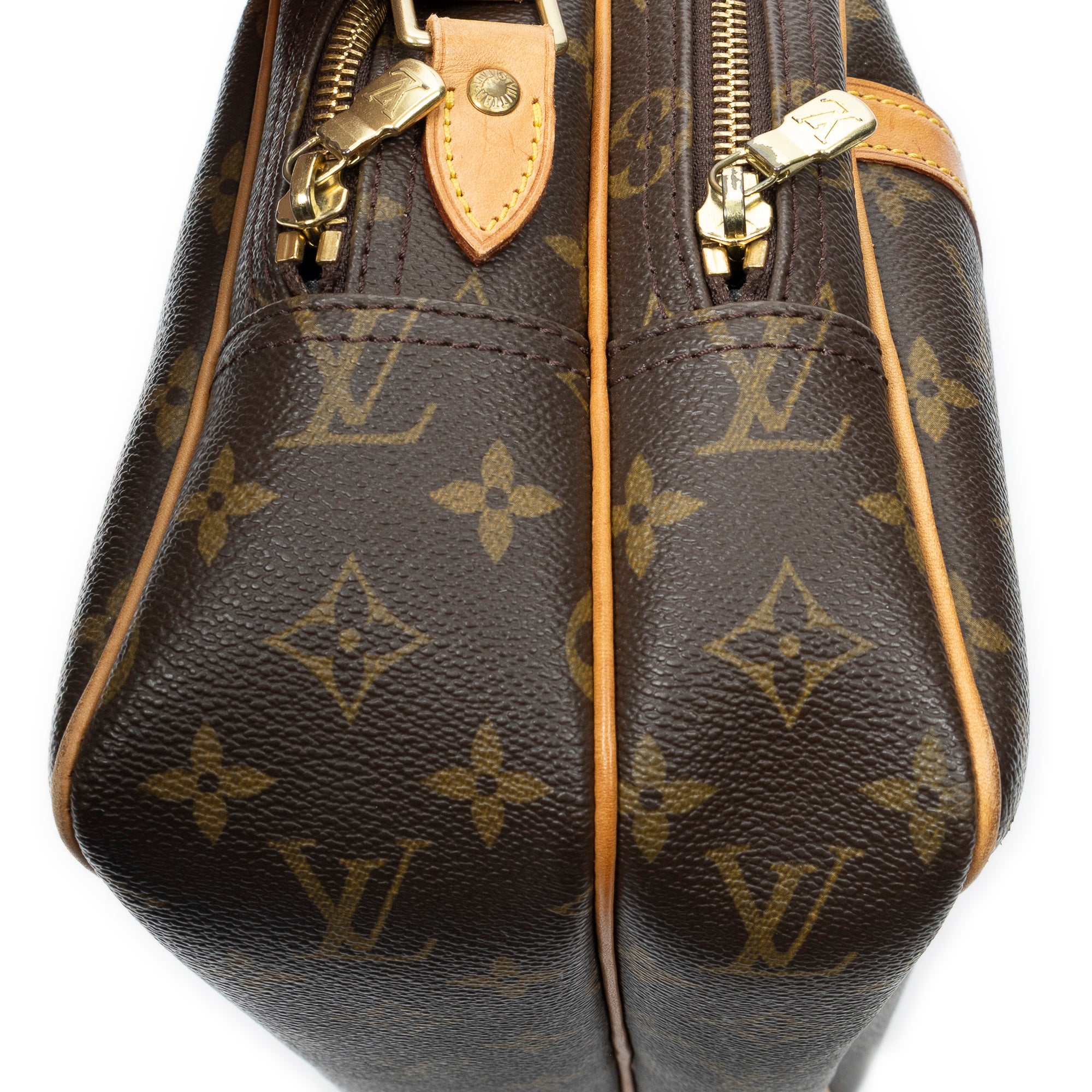 Shoulder Bag Reporter PM Brown Monogram Canvas