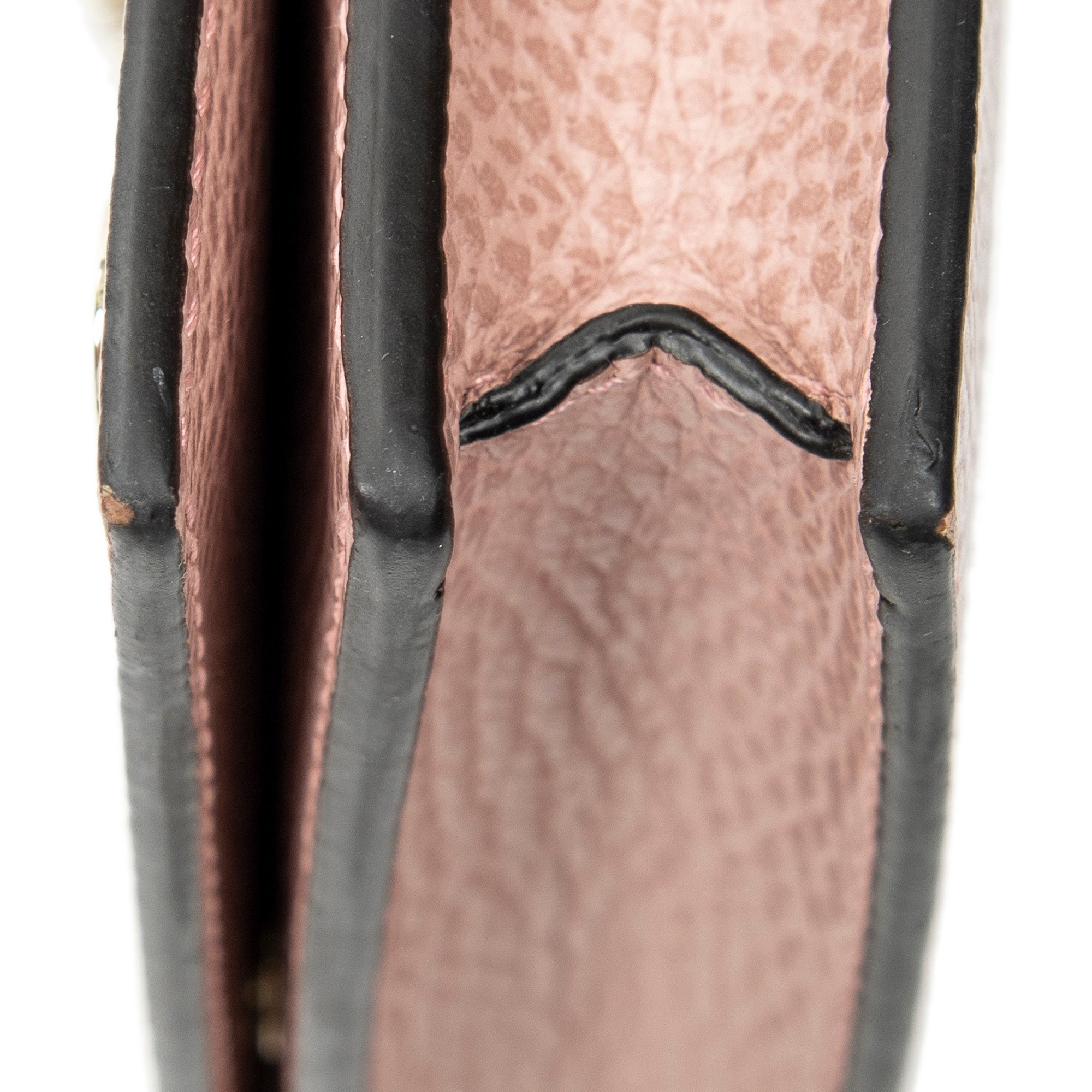 Shoulder Bag Betty Wallet on Chain Pink Calfskin Leather