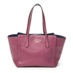 Bolso de hombro pequeño Swing Tote de piel de becerro púrpura