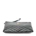 Clutch Cassandre A5 Pouch Black Quilted Chevron Leather