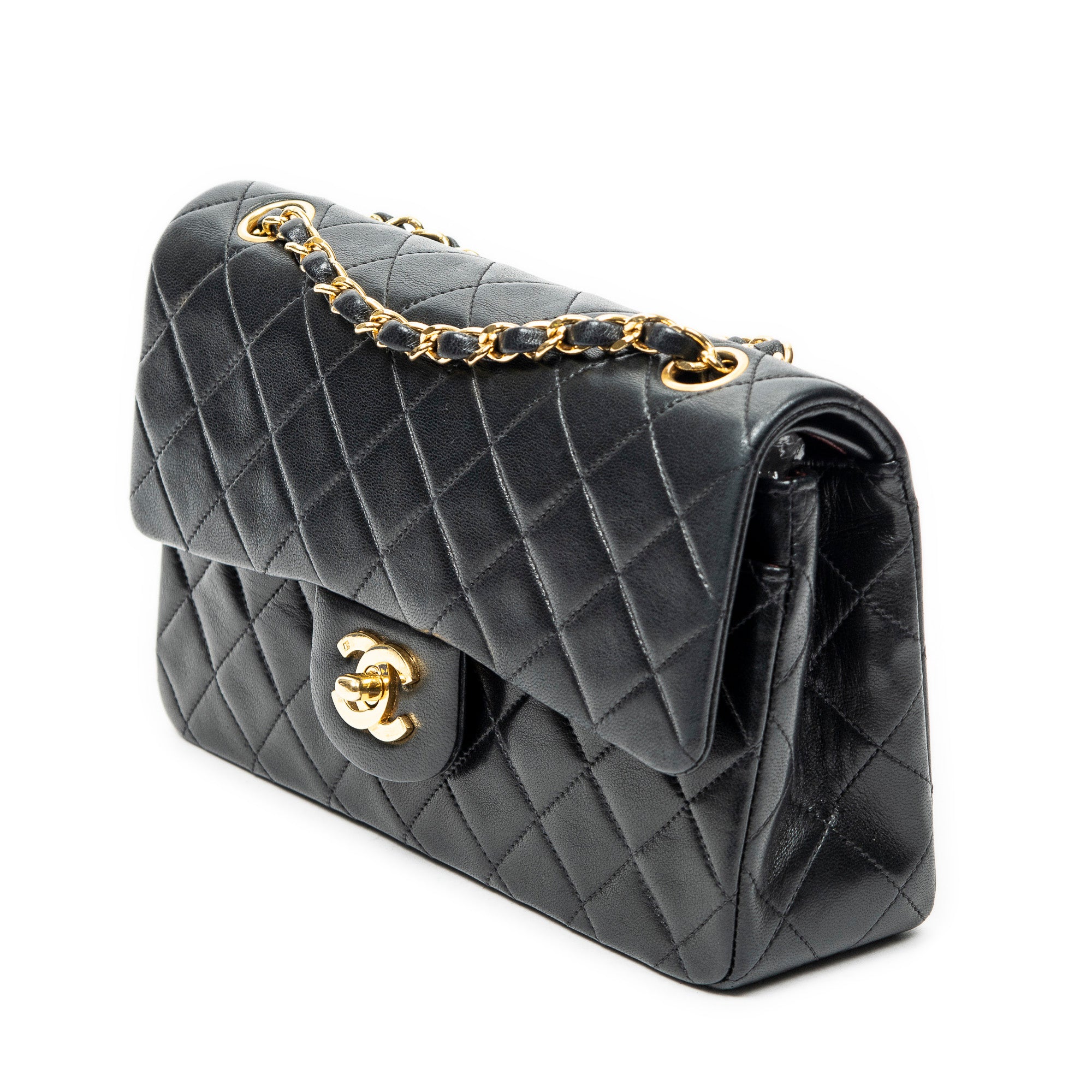 Shoulder Bag Classic Double Flap 23 Black Quilted Lambskin Leather
