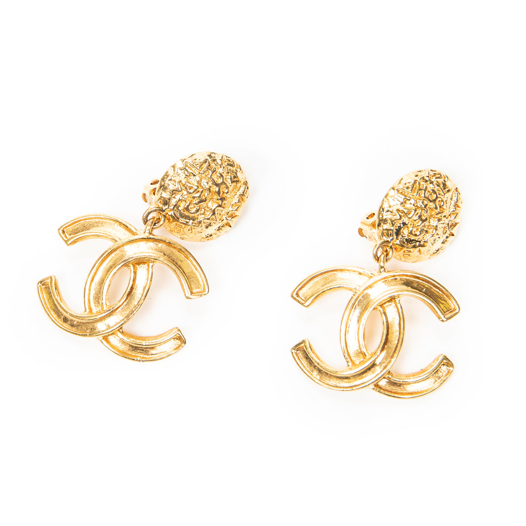 Earrings CC Pendant Clip On Earrings Gold Gold Plated