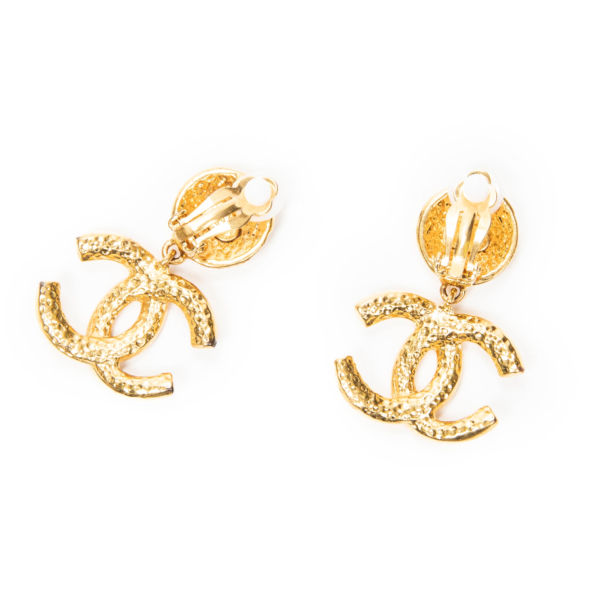 Earrings CC Pendant Clip On Earrings Gold Gold Plated