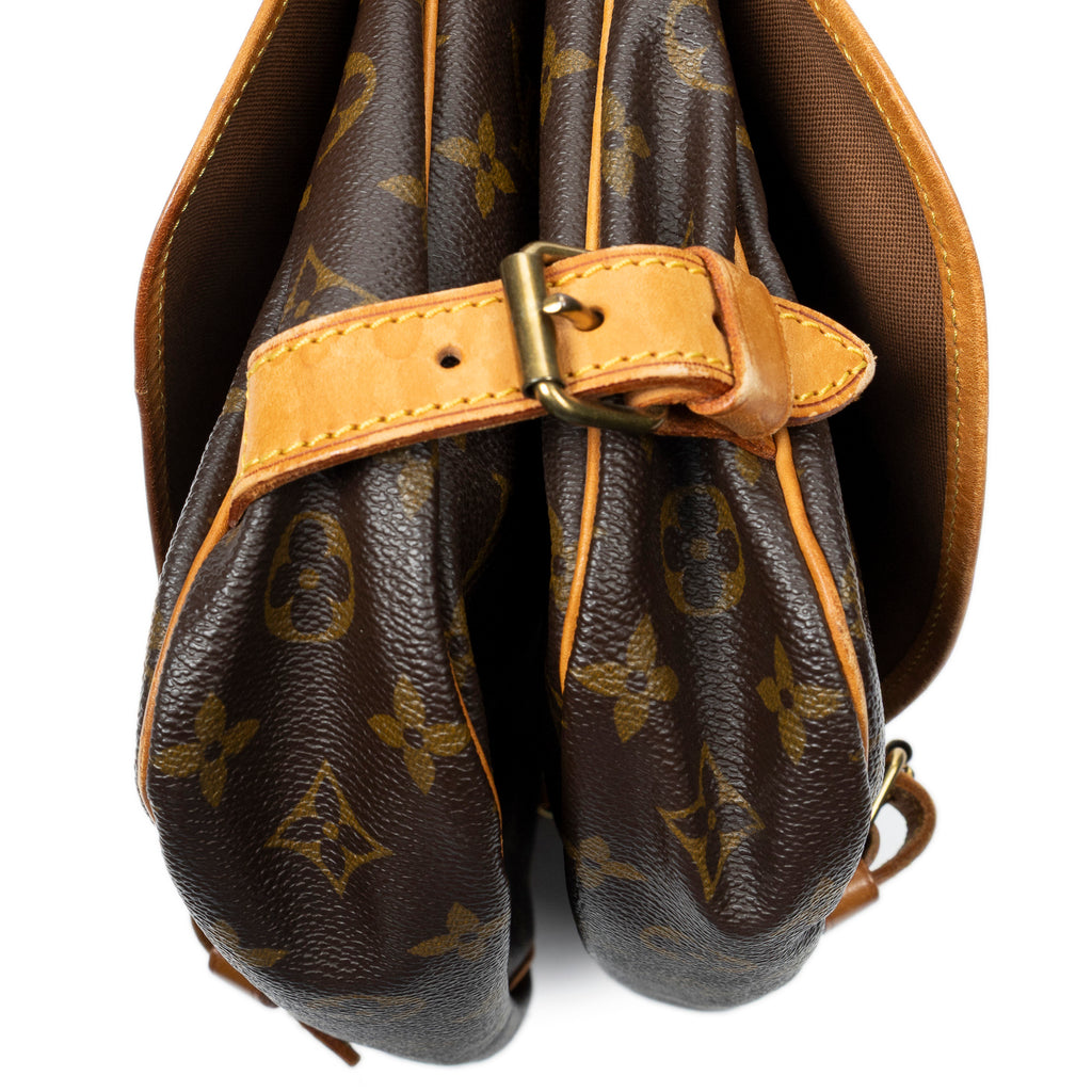 Shoulder Bag Saumur MM Brown Monogram Canvas