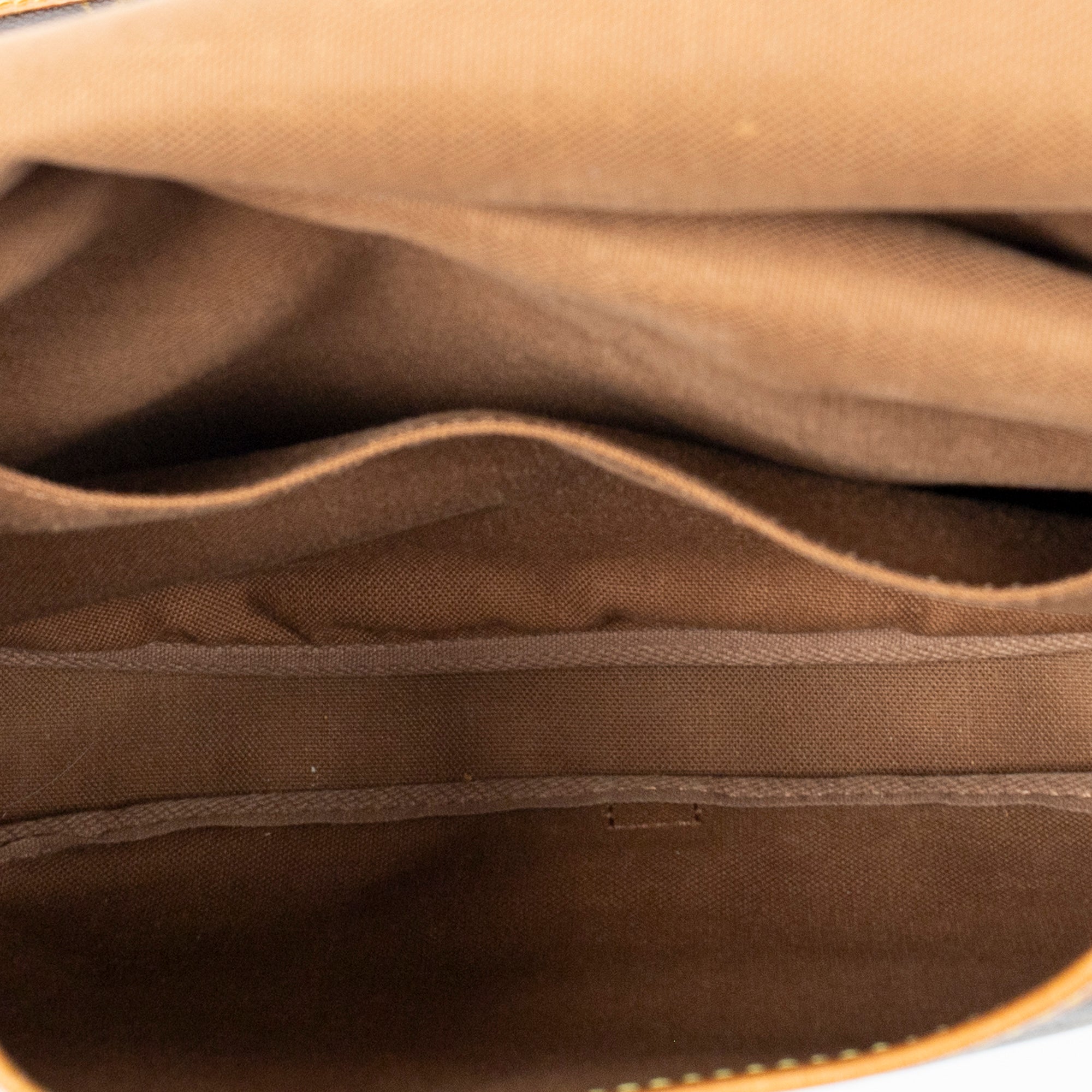 Shoulder Bag Saumur MM Brown Monogram Canvas
