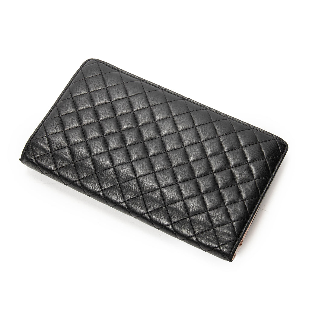 Wallet CC Vertical L Yen Wallet Black Quilted Lambskin Leather