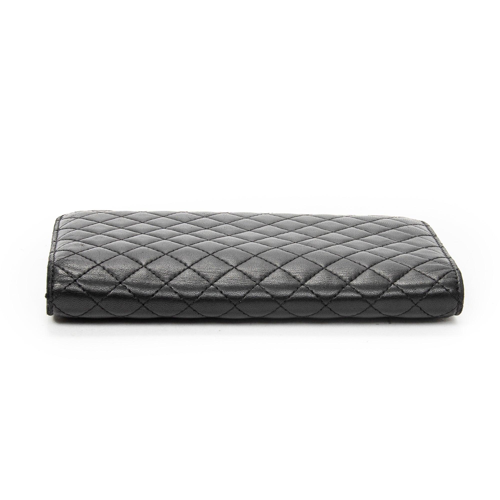 Wallet CC Vertical L Yen Wallet Black Quilted Lambskin Leather