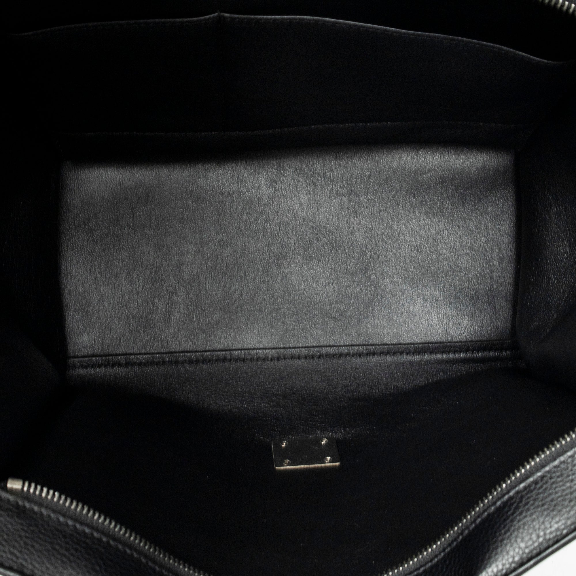 Shoulder Bag Medium Trapeze Black Grained Calfskin Leather