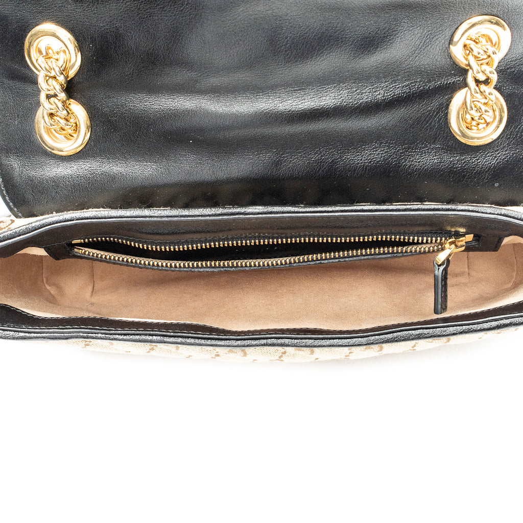 Shoulder Bag Medium GG Marmont Flap Beige Quilted Monogrammed Canvas