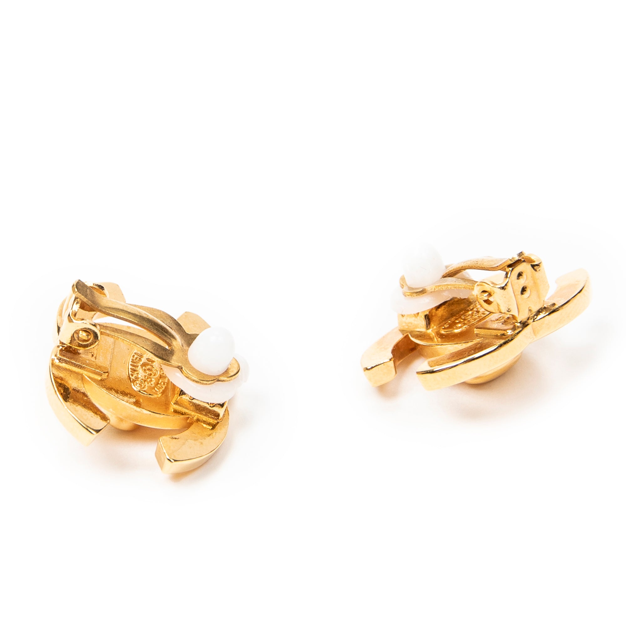 Earrings CC Turnlock Motif Clip On Earrings Gold Gold Plated