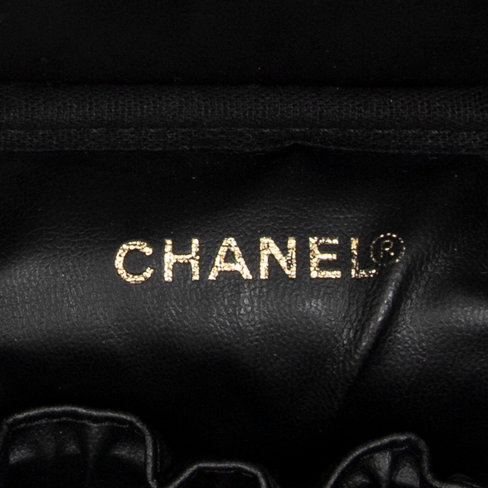 Handbag Timeless Tall Vanity Case Black Caviar Leather