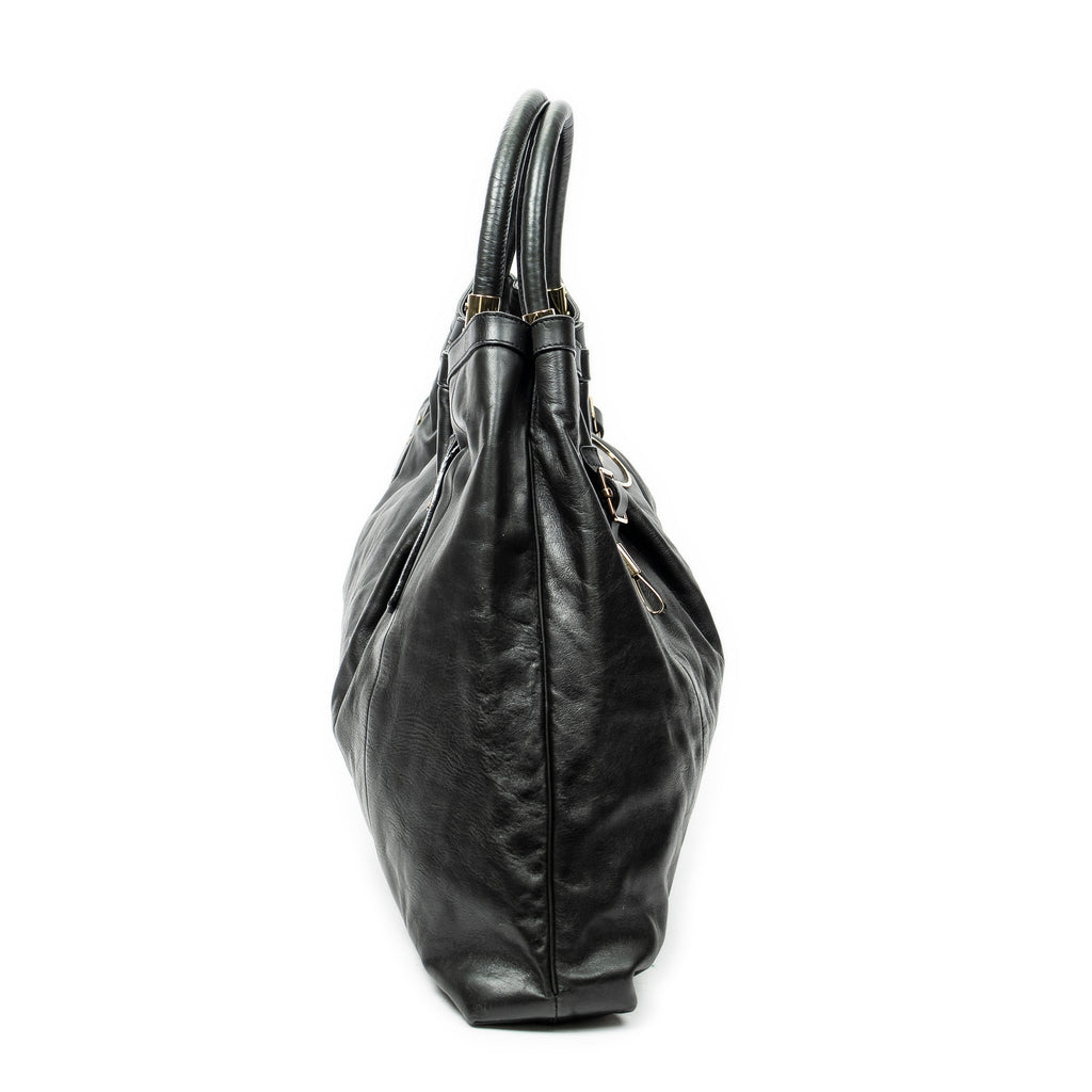 Shoulder Bag Victoria Black Calfskin Leather