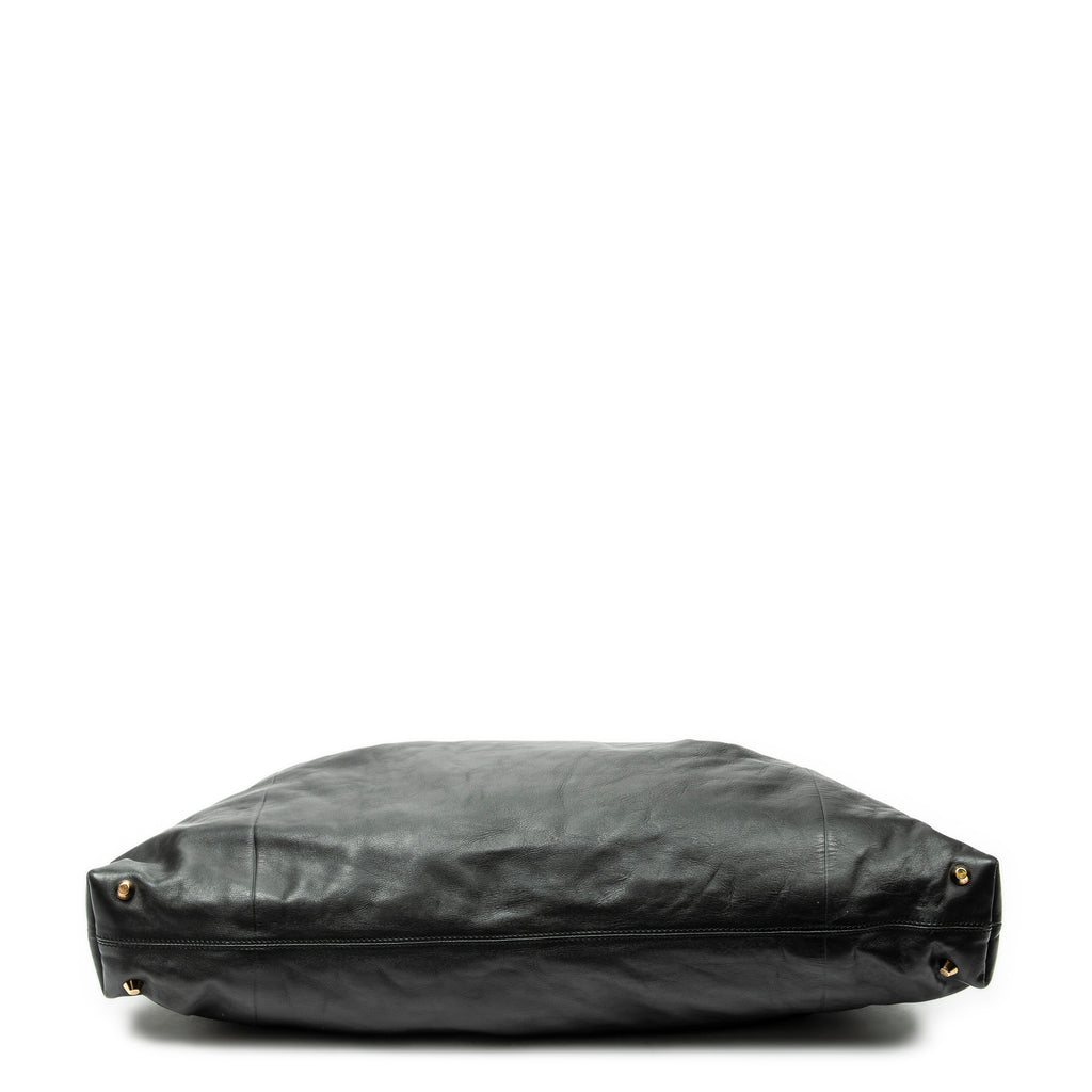 Shoulder Bag Victoria Black Calfskin Leather