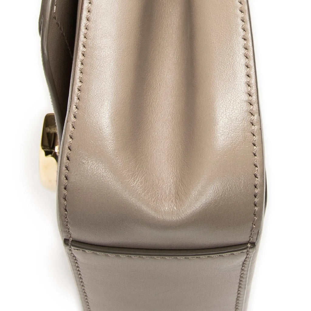 Bolso de Hombro Pequeño Bandolera C Piel Becerro Taupe