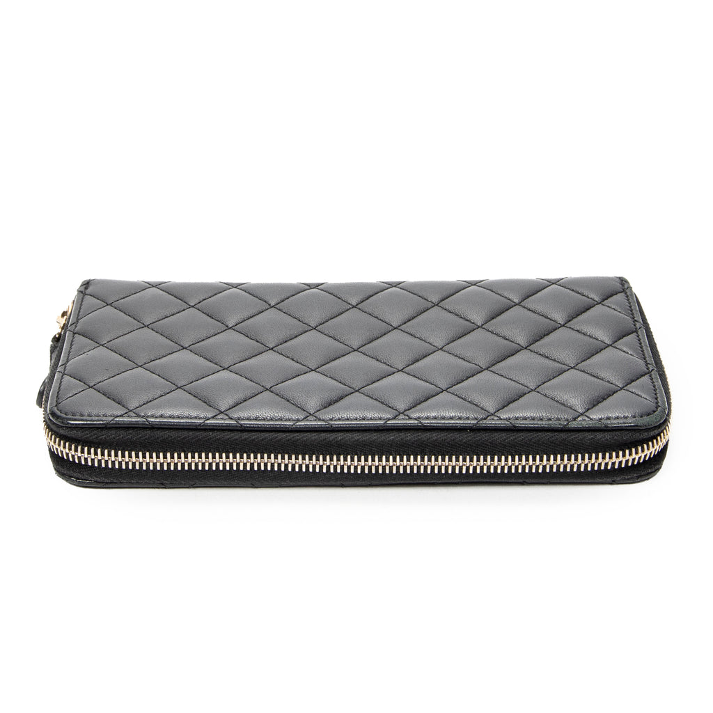 Wallet CC Zip Around Wallet Black Quilted Lambskin Leather