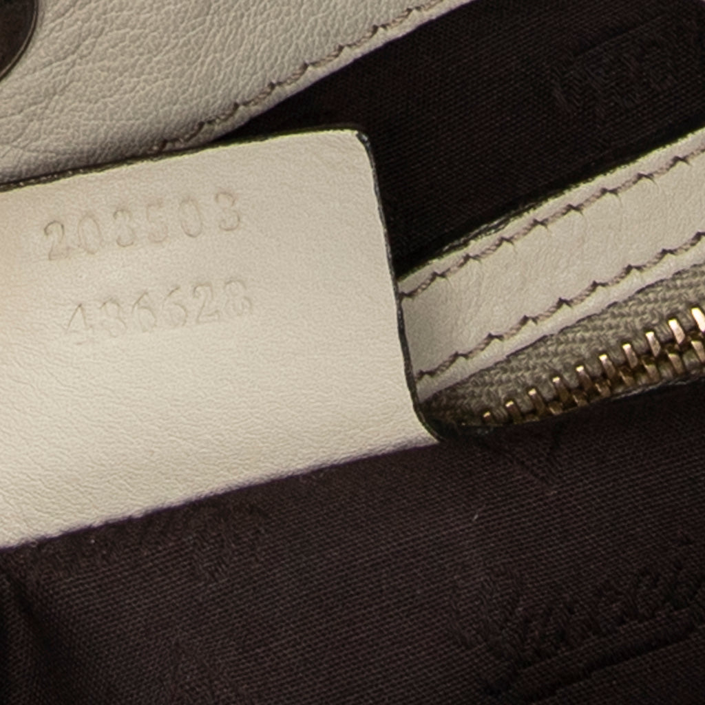 Shoulder Bag Charlotte Messenger Ivory Guccissima Leather