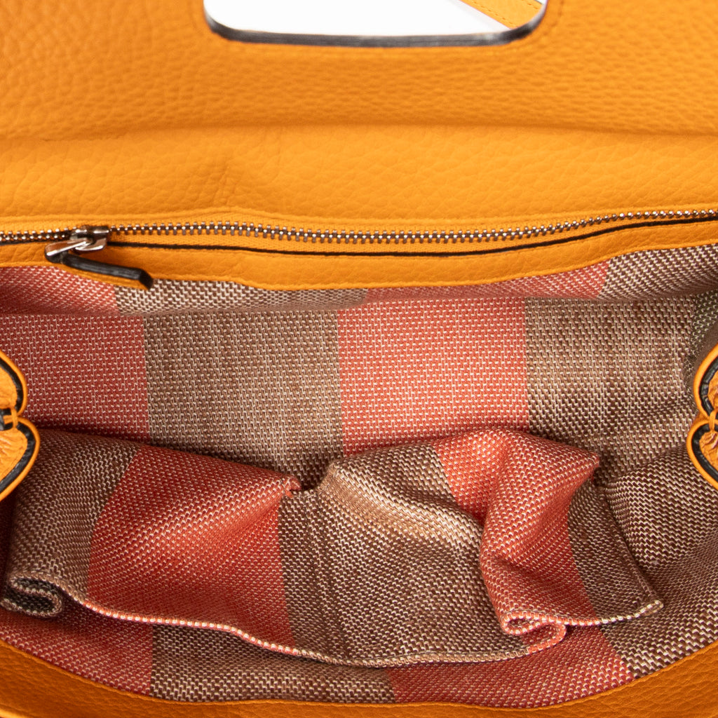 Sac porté épaule petit bambou quotidien anse supérieure cuir de veau grainé jaune moutarde