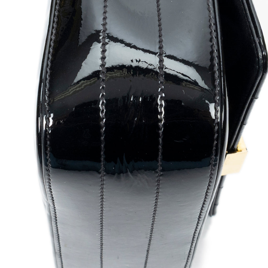 Shoulder Bag Small Vicky Chain Crossbody Black Vertical Quilted Patent Leather