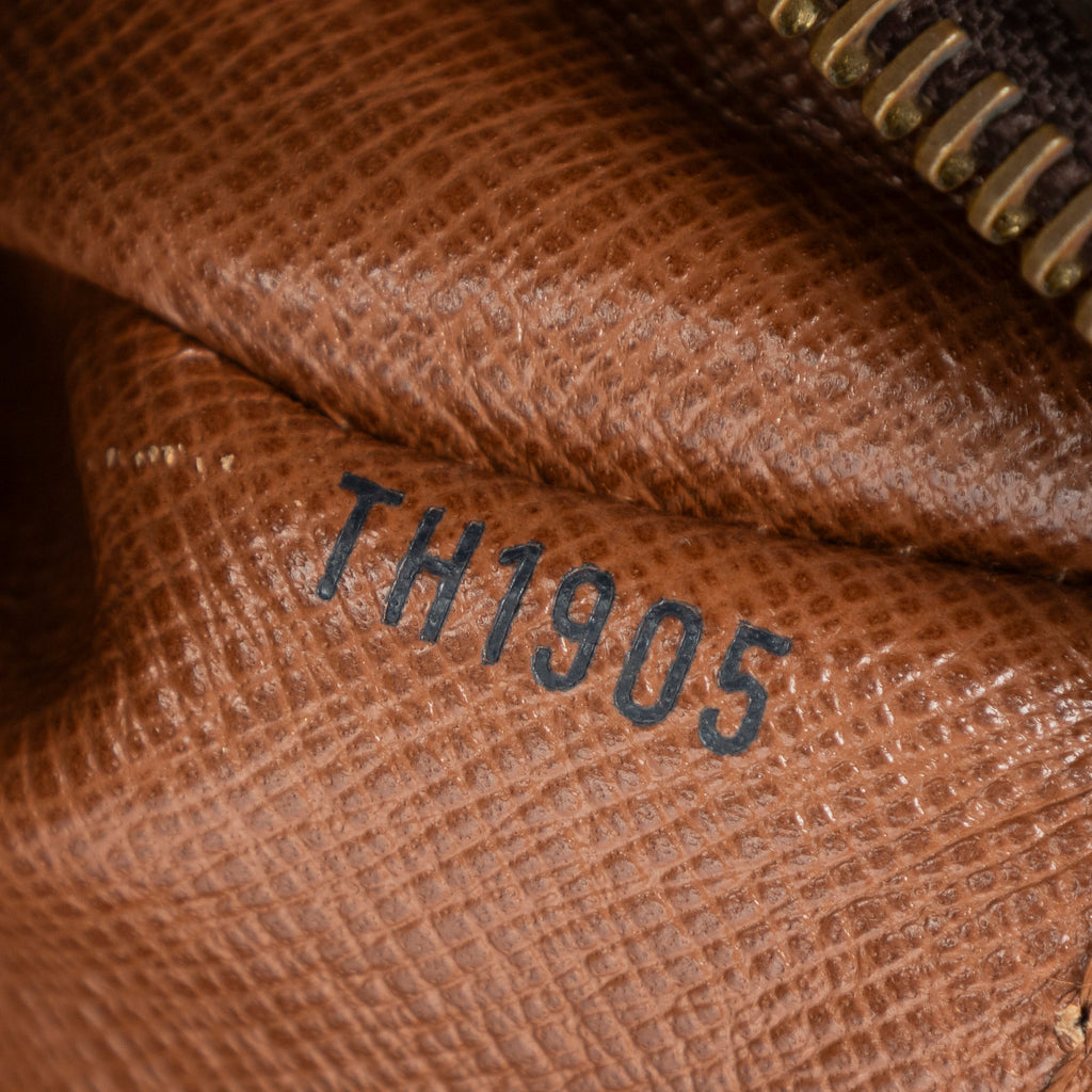 Handbag Papillon 30 Brown Monogram Canvas