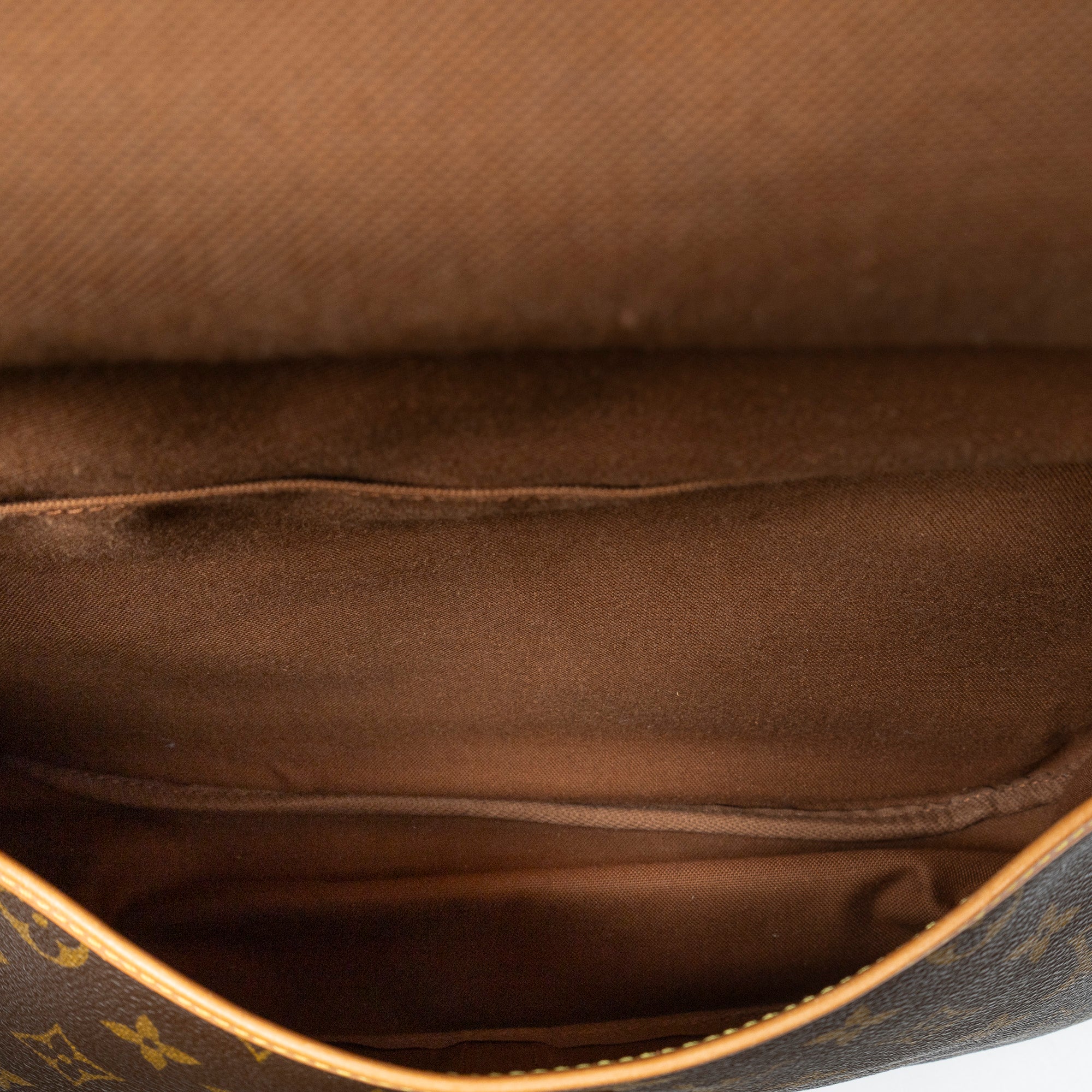 Sac Bandoulière Saumur MM Toile Monogram Marron