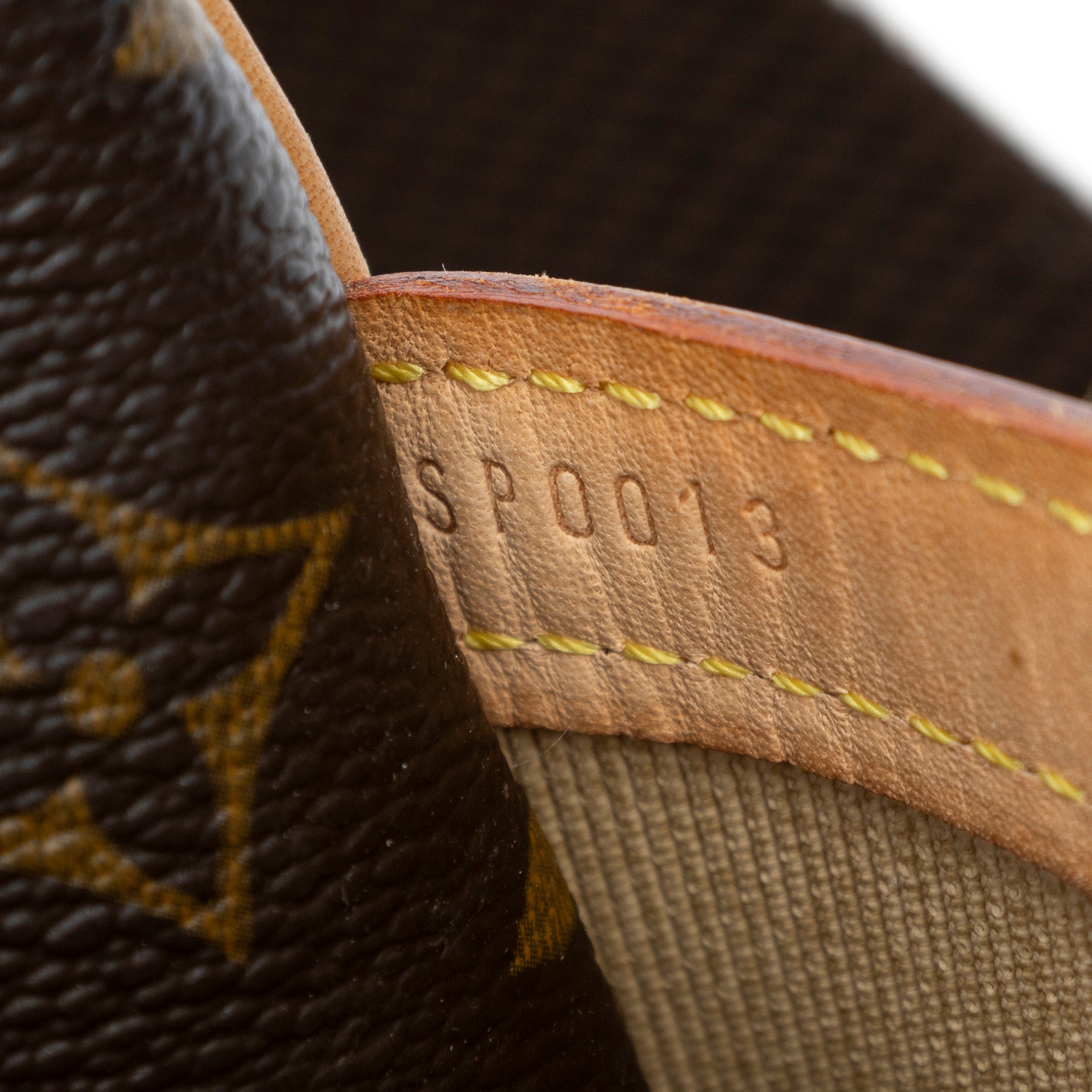 Shoulder Bag Reporter PM Brown Monogram Canvas