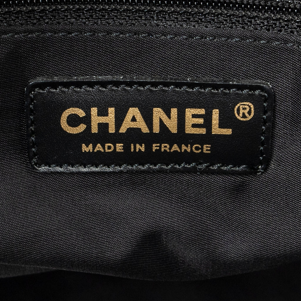 Shoulder Bag New Travel Line Medium Shopping Tote Black New Travel Line Print Nylon Canvas