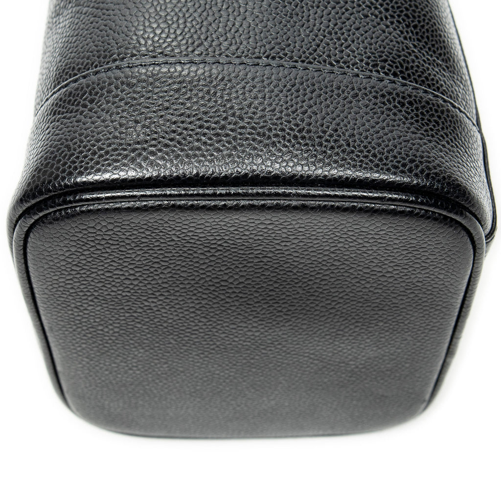 Pouch Timeless Tall Vanity Case Black Caviar Leather