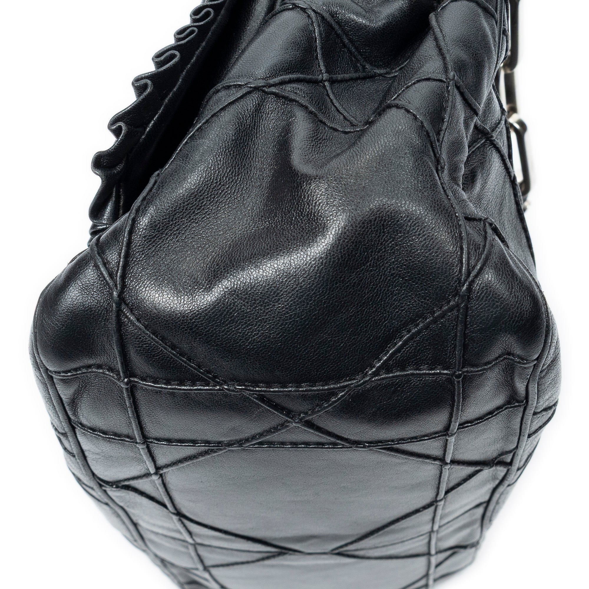Shoulder Bag New Lock Ruffle Flap Black Cannage Lambskin Leather