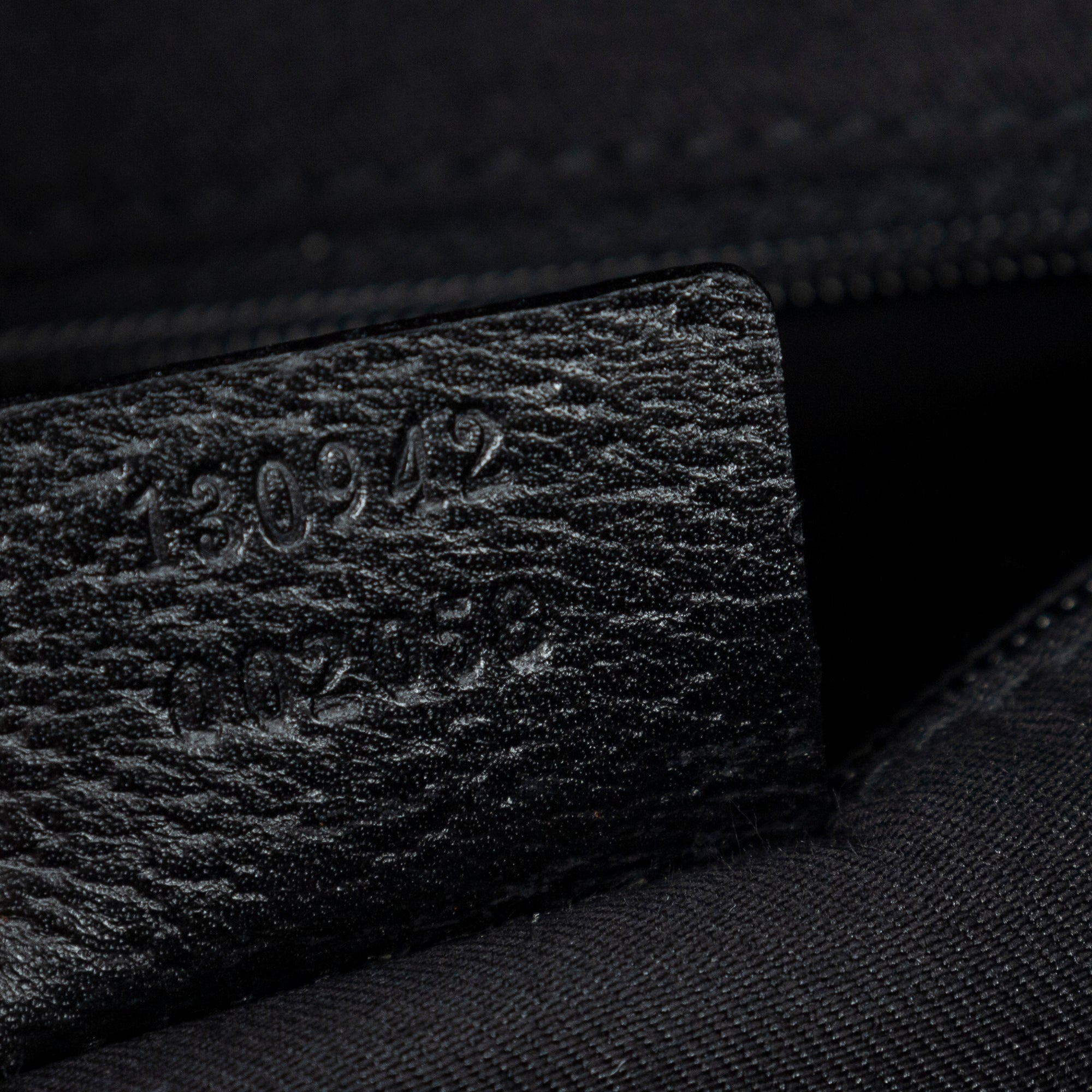 Bandolera Abbey Boston Lona Monogrammed Negra