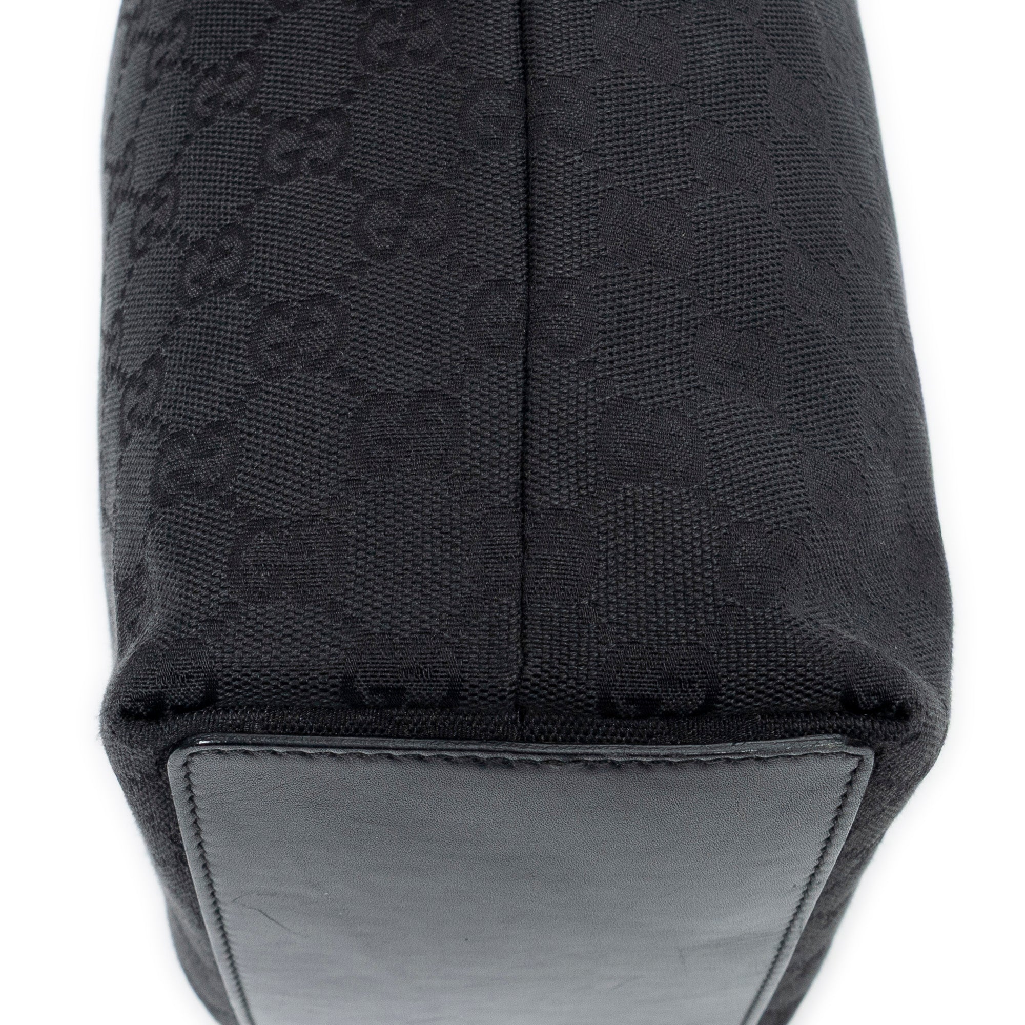 Sac bandoulière seau cabas en toile monogrammée noire