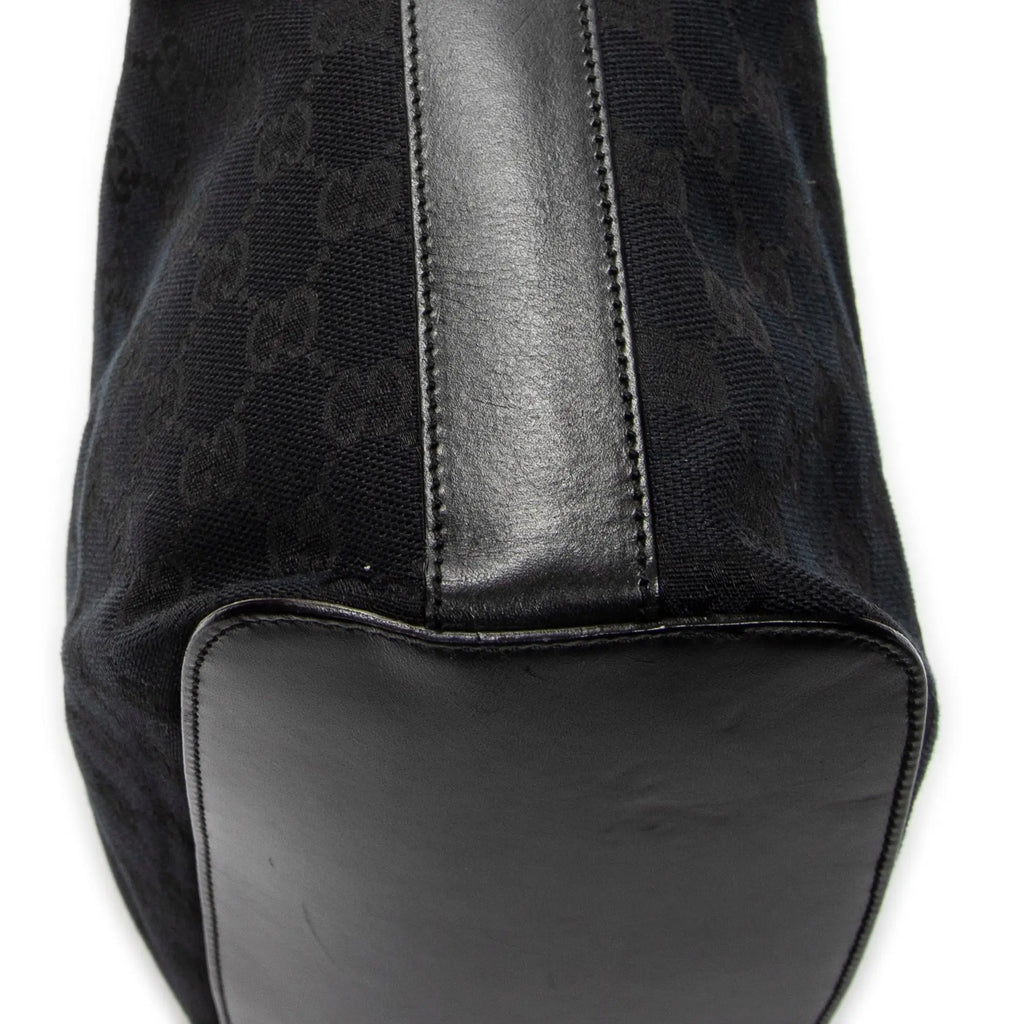 Bolso de hombro Hobo con cremallera Lona negra monogramada