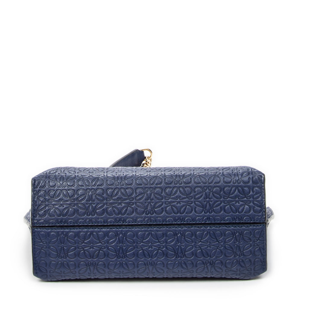 Shoulder Bag Anagram Avenue Crossbody Navy Anagram Embossed Leather