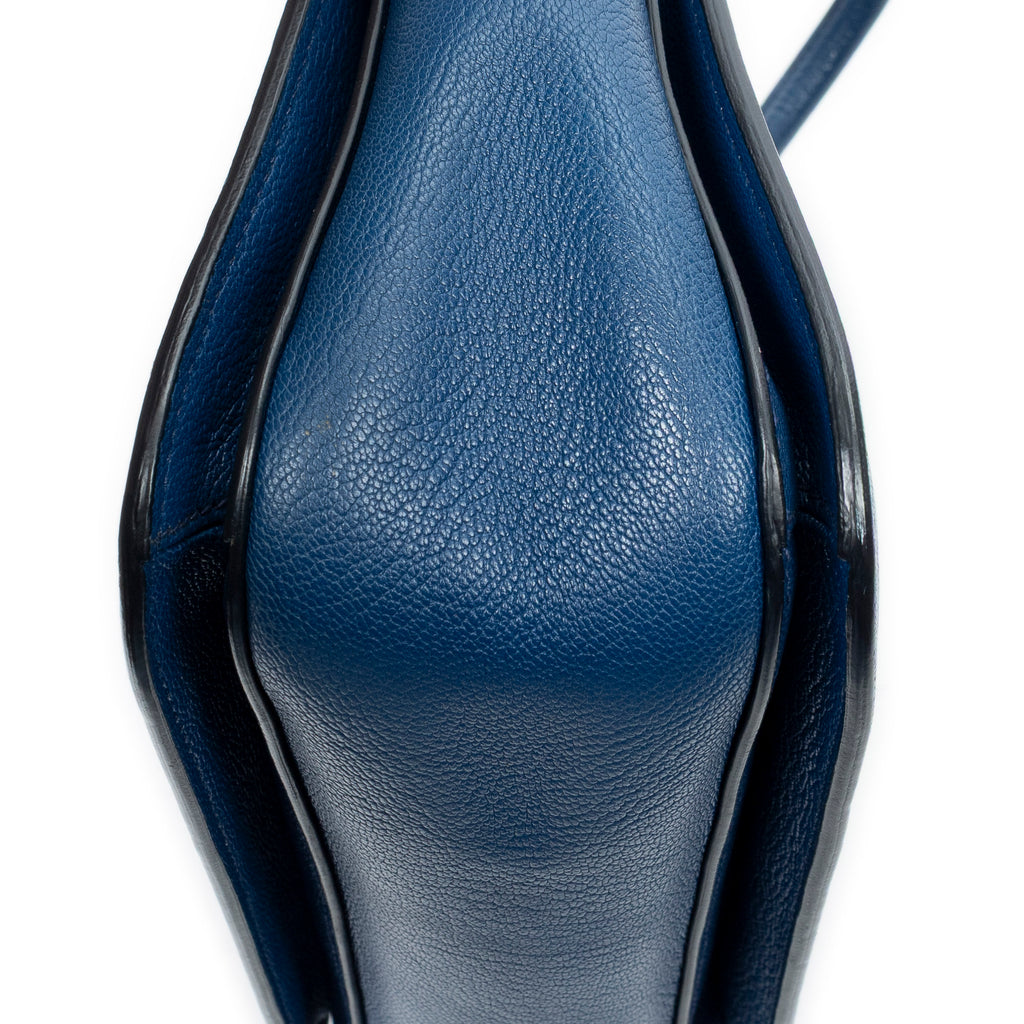 Shoulder Bag Pushlock Executive Tote Blue Vitello Caribu Leather