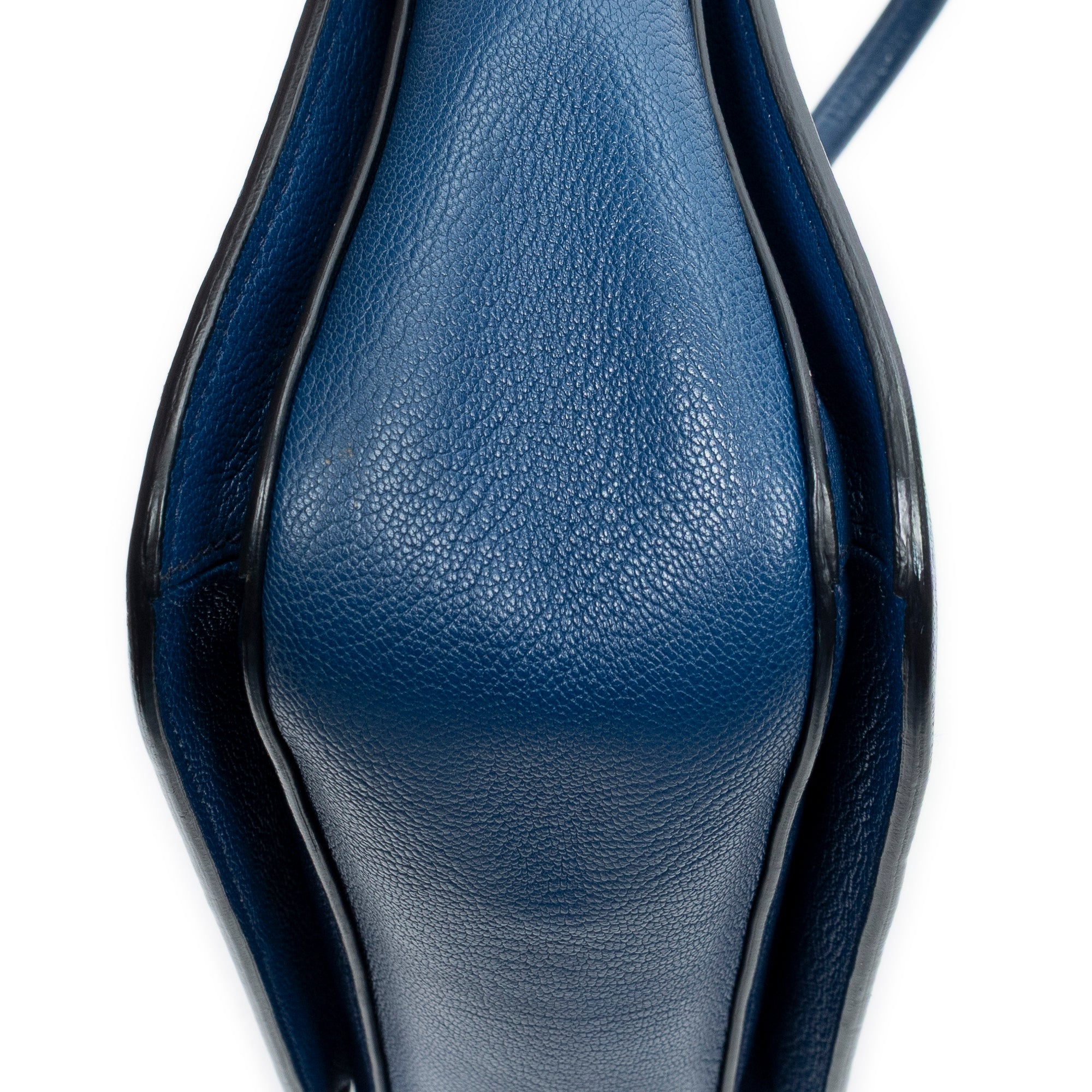 Shoulder Bag Pushlock Executive Tote Blue Vitello Caribu Leather