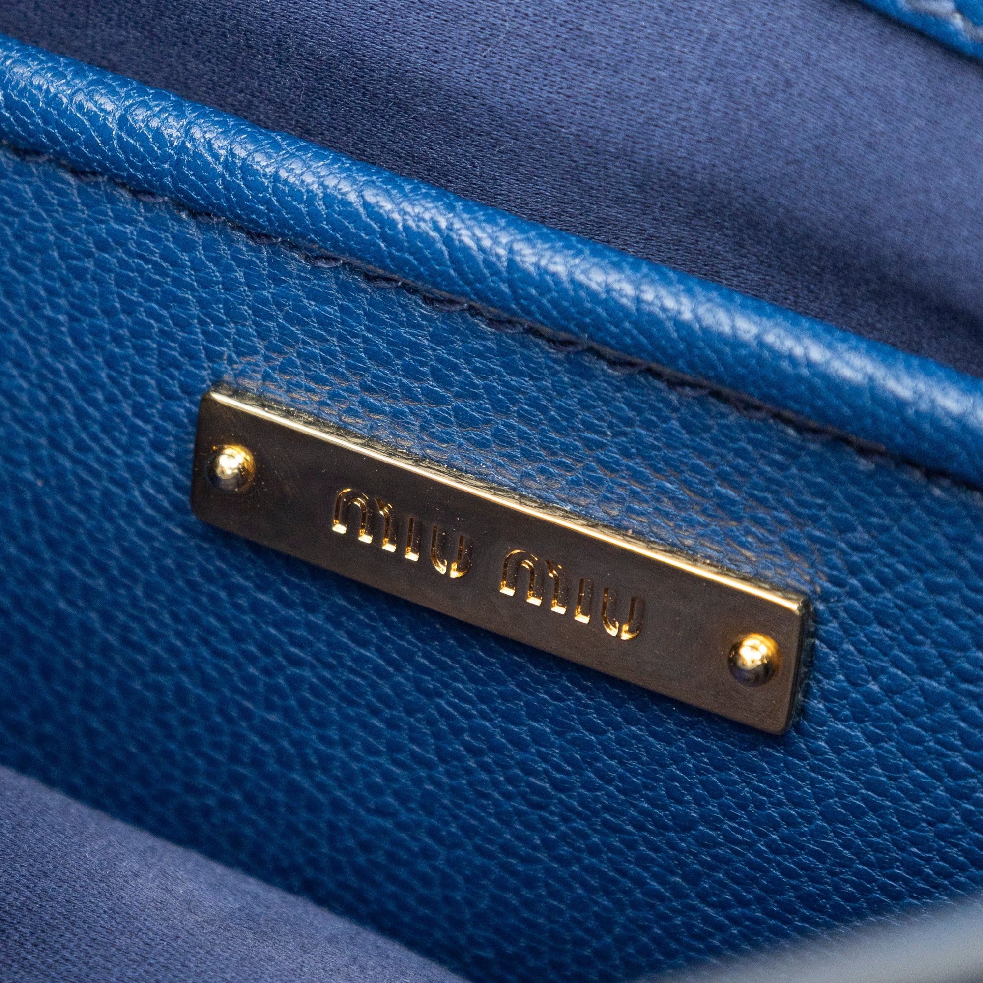 Shoulder Bag Pushlock Executive Tote Blue Vitello Caribu Leather