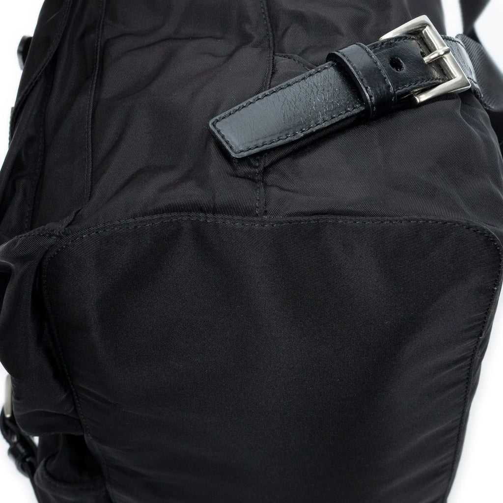 Mochila grande con cordón de ajuste lona de nailon negra