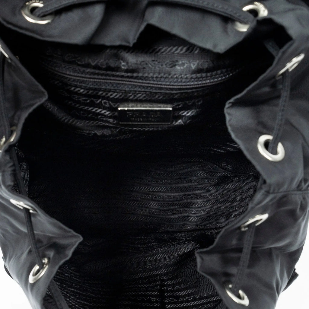 Mochila grande con cordón de ajuste lona de nailon negra