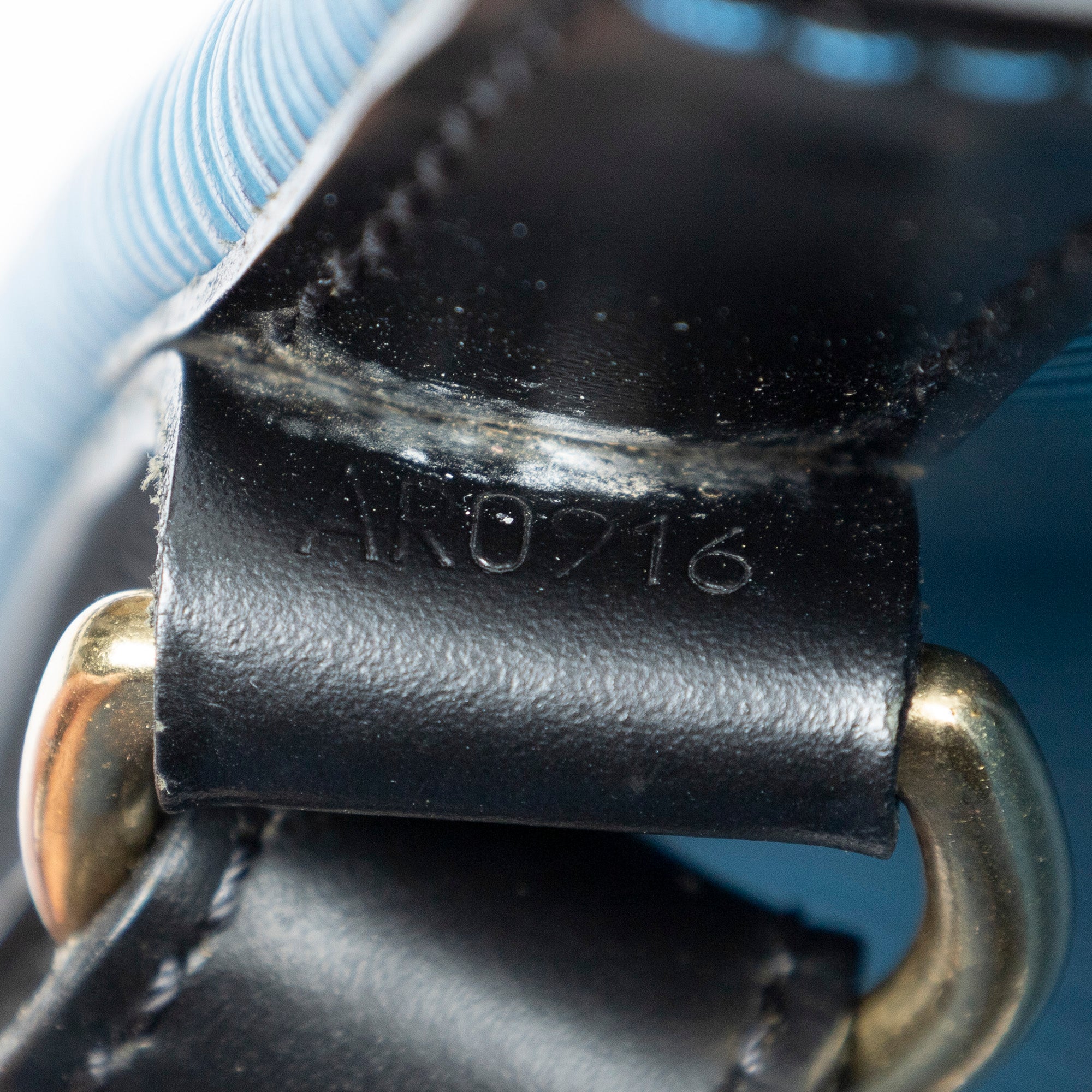 Shoulder Bag Noe Bicolor PM Blue Epi