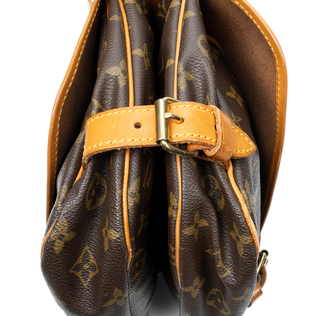 Shoulder Bag Saumur MM Brown Monogram Canvas