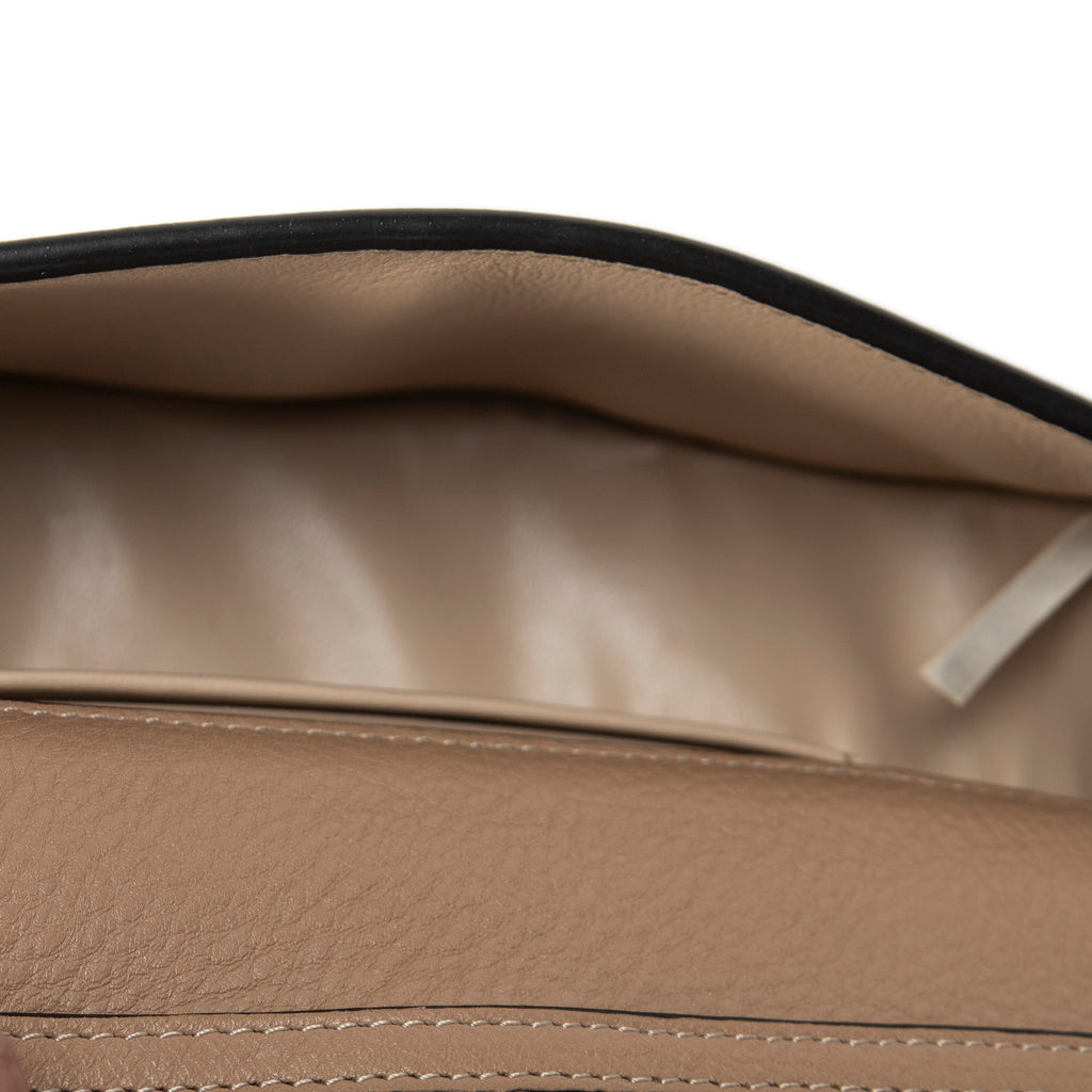 Shoulder Bag Nile Bracelet Minaudiere Light Pink Calfskin Leather