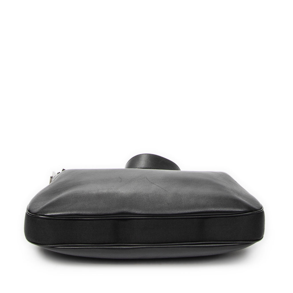 Shoulder Bag Zip Hobo Black Calfskin Leather