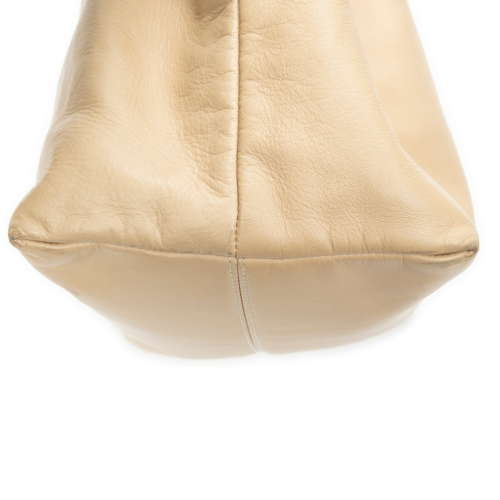 Shoulder Bag Anagram Knot Hobo Light Beige Calfskin Leather