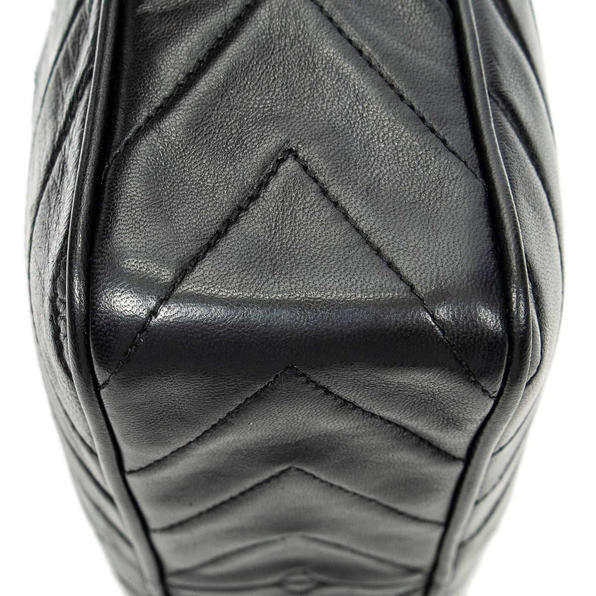 Sac à bandoulière CC Tassel Camera Bag en cuir d'agneau matelassé noir