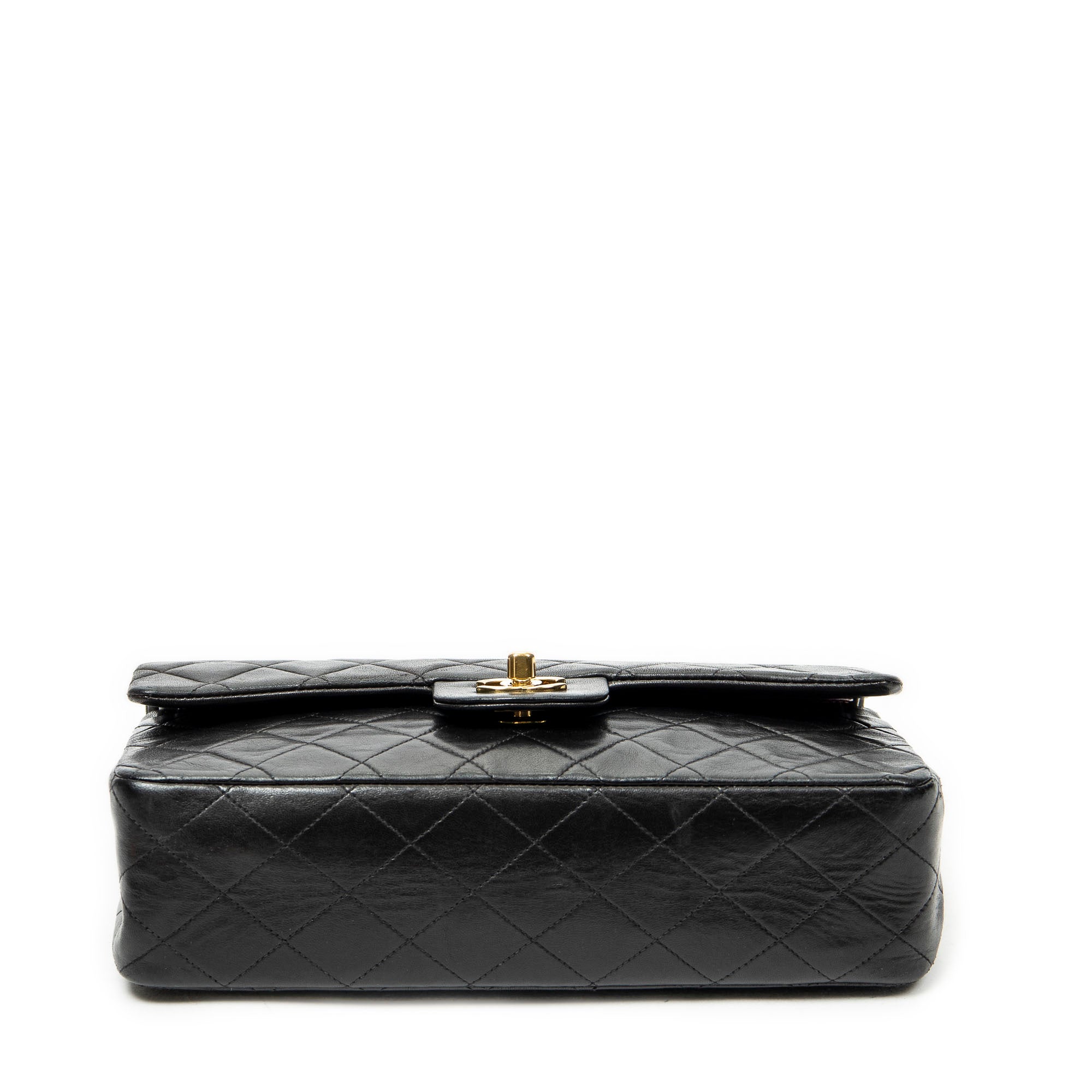 Shoulder Bag Classic Double Flap 26 Black Quilted Lambskin Leather